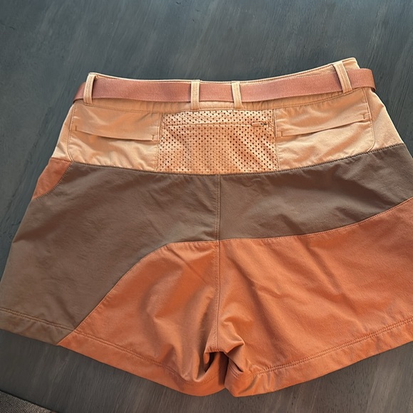 Outdoor Voices shorts size Small - Picture 2 of 6